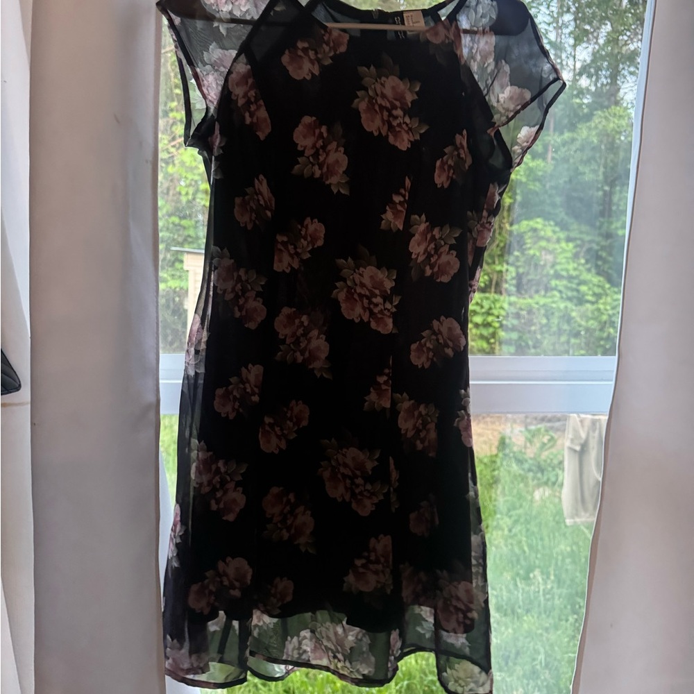 H&M Black and Pink Mini Sundress with Raglan Sleeves